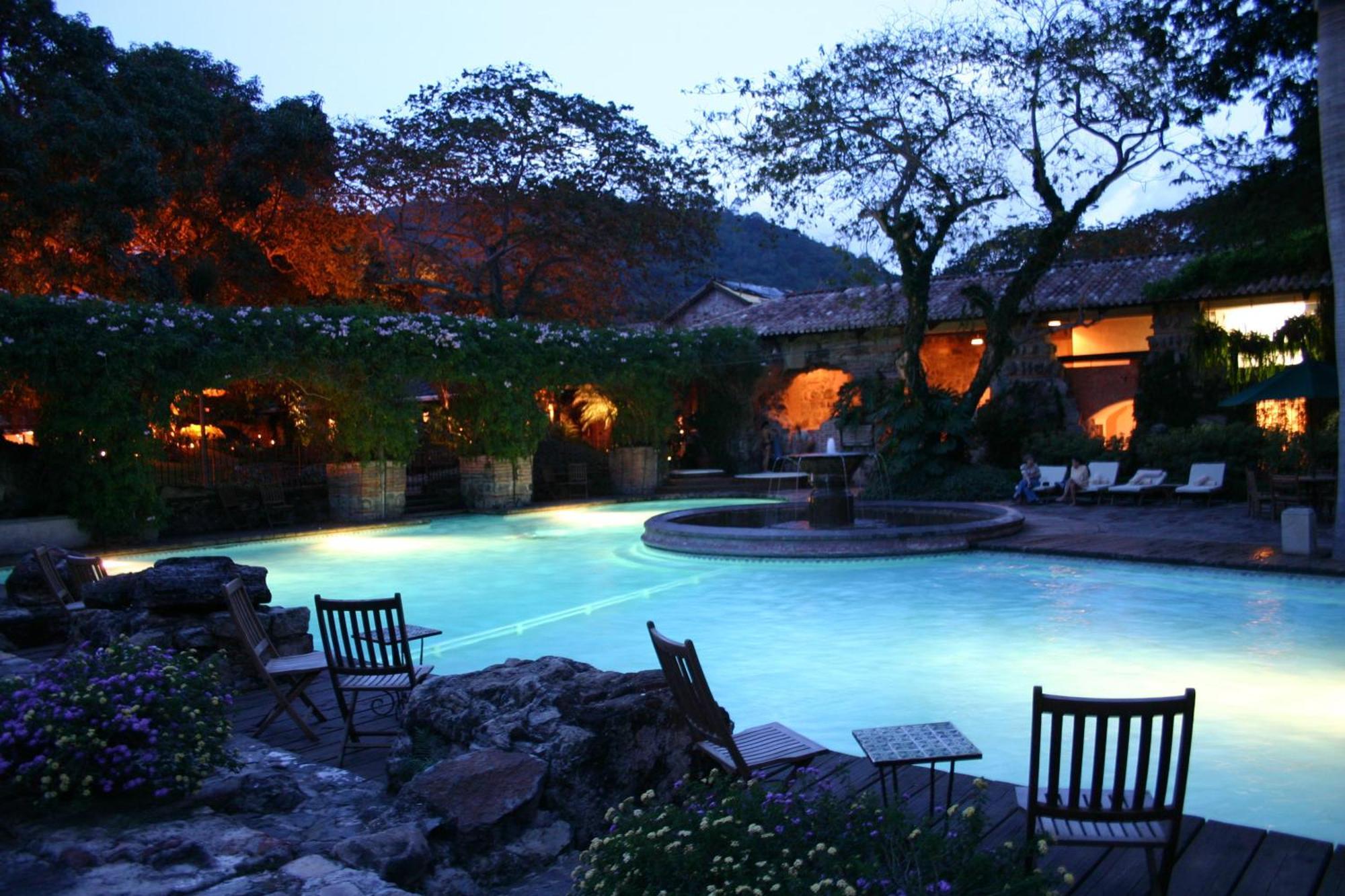 Hotel Museo Spa Casa Santo Domingo Antigua Exterior foto The pool at the Inn at the Opera House